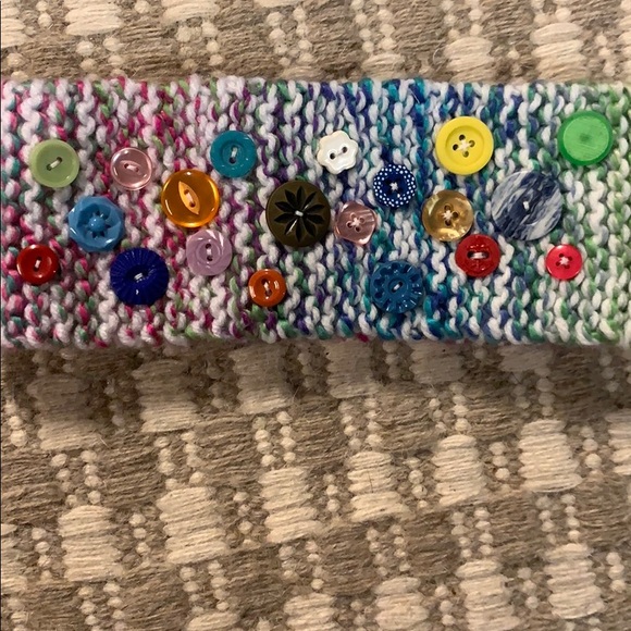 Handmade ear warmers - vintage buttons - Picture 6 of 6